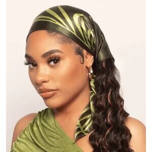 Insert Name Here Raye Satin Scarf Palm Print Square 27.5" x 27.5" New in package